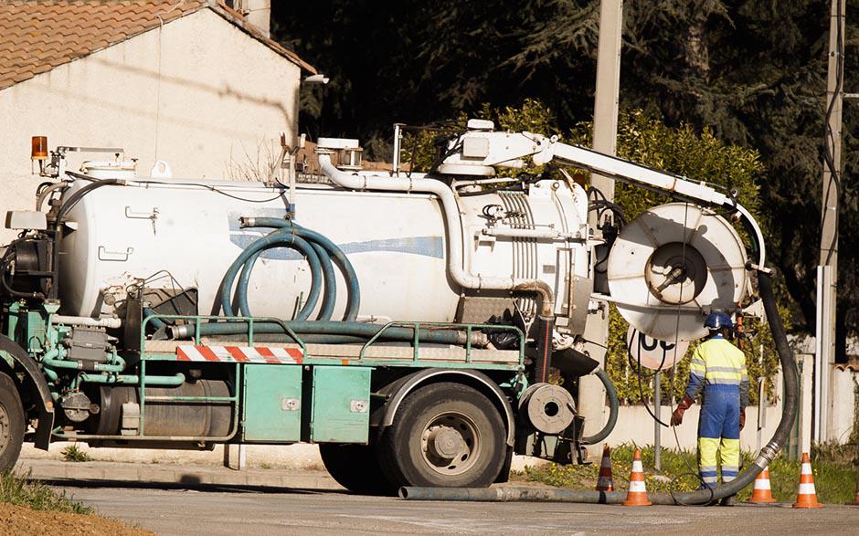 débouchage canalisation pas cher Magny-les-Hameaux